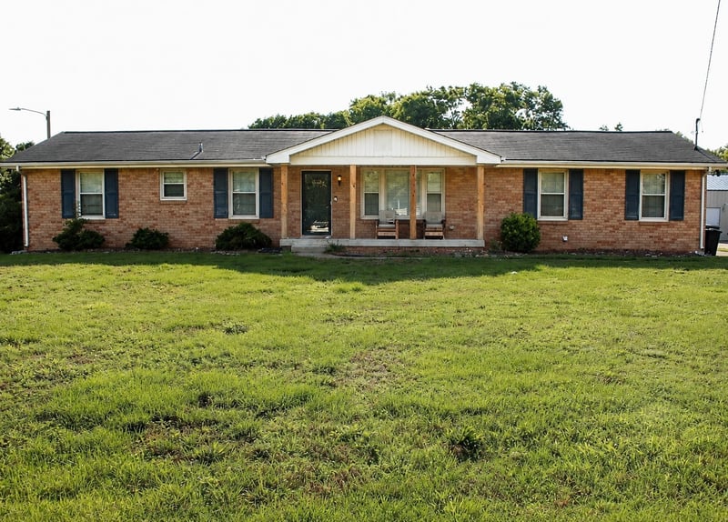 205 Ivy Dr, Hendersonville, TN 37075