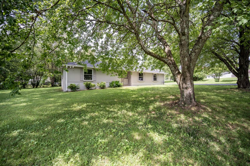 315 Pioneer Dr, Smyrna, TN 37167