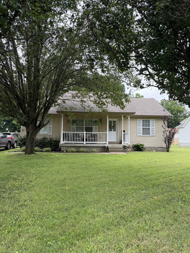 1508 Caney Fork Ct, La Vergne, TN 37086