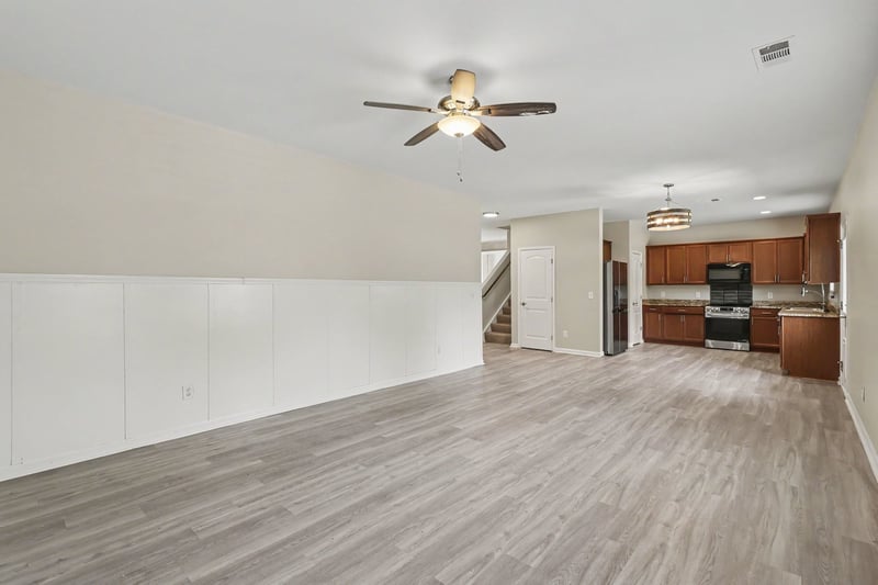 2233 Bee Hive Dr, Columbia, TN 38401