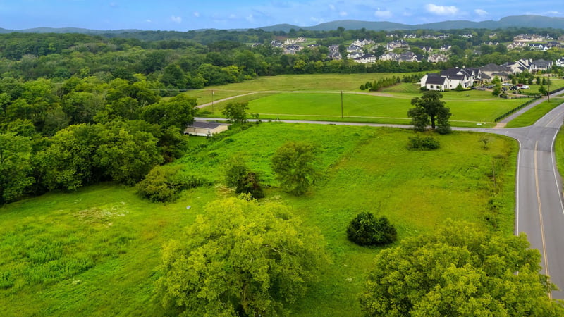 9861 Split Log Rd, Brentwood, TN 37027