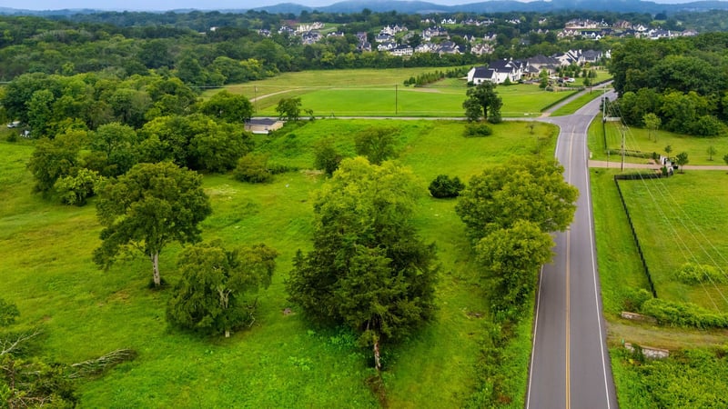 9861 Split Log Rd, Brentwood, TN 37027