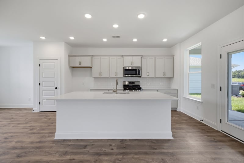 766 Caddy Xing, Columbia, TN 38401