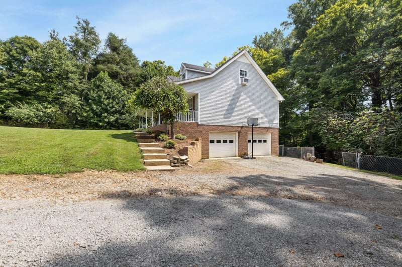 5221 Grand View Ln, Pleasant View, TN 37146