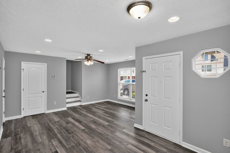 2034 George Buchanan Dr, La Vergne, TN 37086