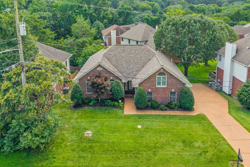 4928 Tulip Grove Ln, Hermitage, TN 37076