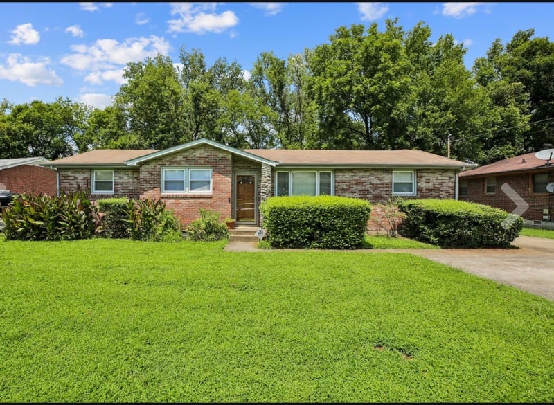 718 Rowan Dr, Nashville, TN 37207