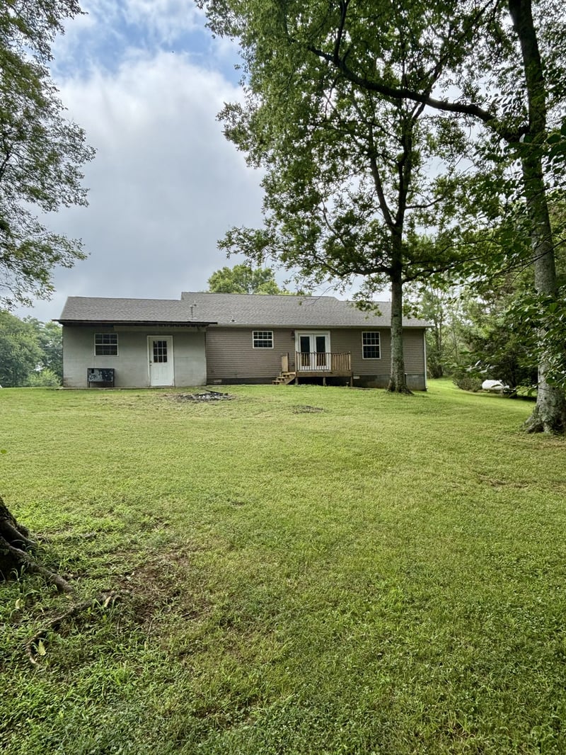 1028 Mikey Ct, Culleoka, TN 38451