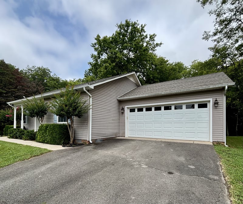 1028 Mikey Ct, Culleoka, TN 38451
