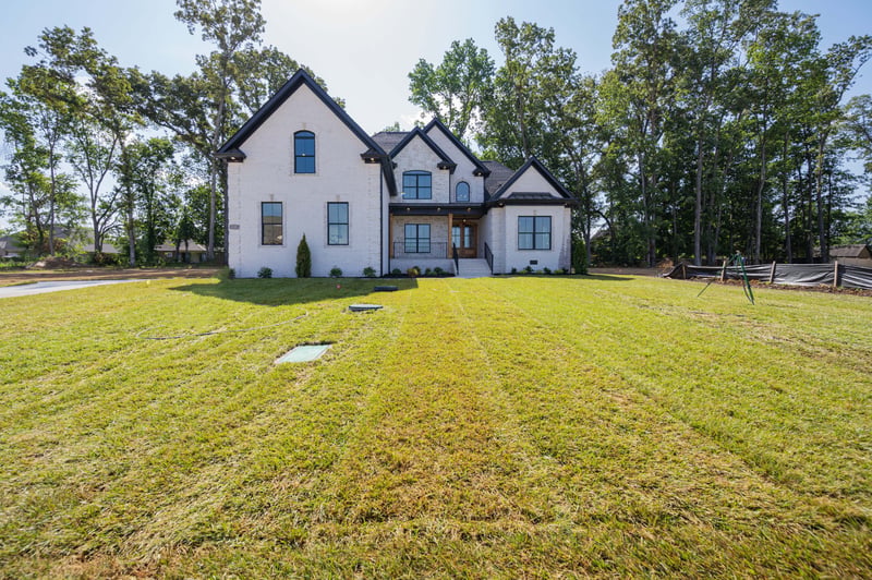 2 Delzotto Dr, Murfreesboro, TN 37128