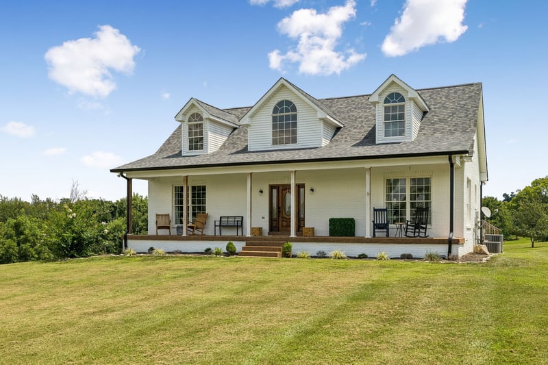 3695 Dobbin Rd, Springfield, TN 37172