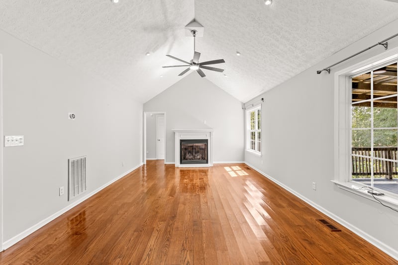1198 W Grab Creek Rd, Dickson, TN 37055