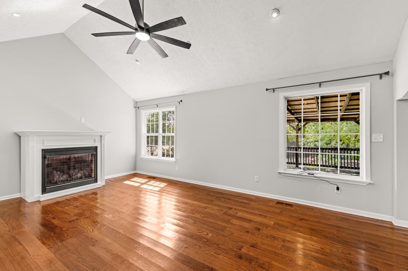 1198 W Grab Creek Rd, Dickson, TN 37055