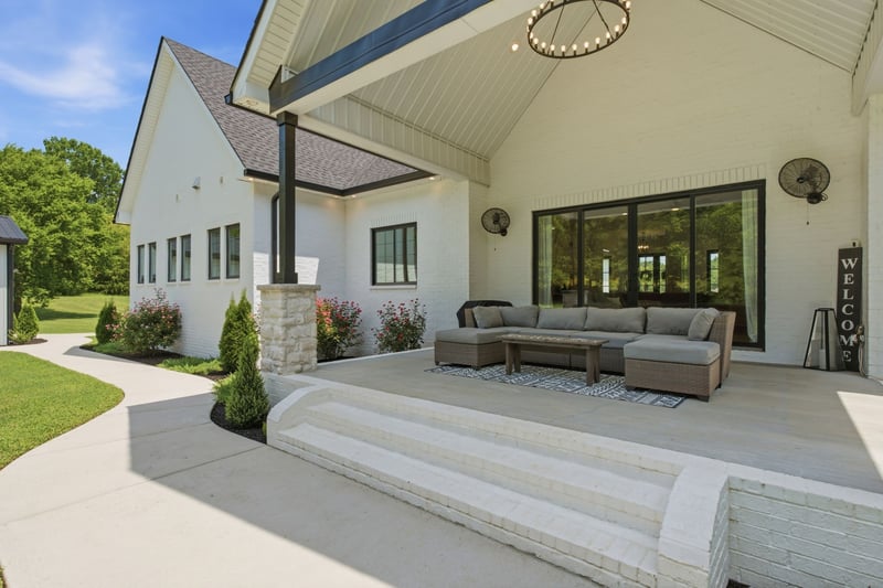 1239 Madison Creek Rd, Goodlettsville, TN 37072