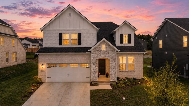 523 Kemp Dr, Hermitage, TN 37076