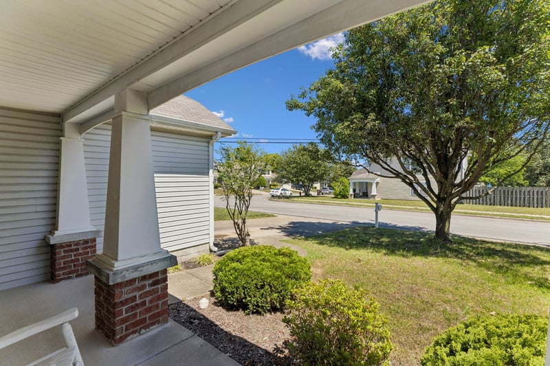 2005 Remington Park Rd, Hermitage, TN 37076