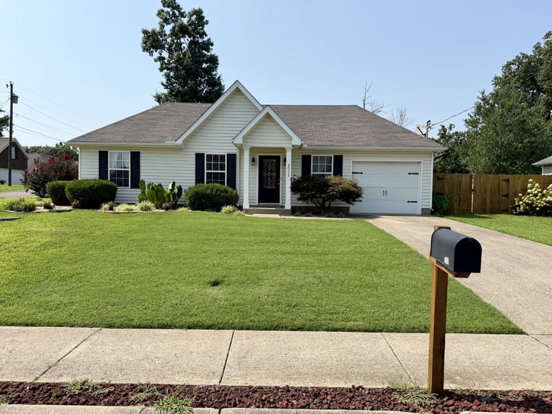 2011 Rindle Ct, Murfreesboro, TN 37129