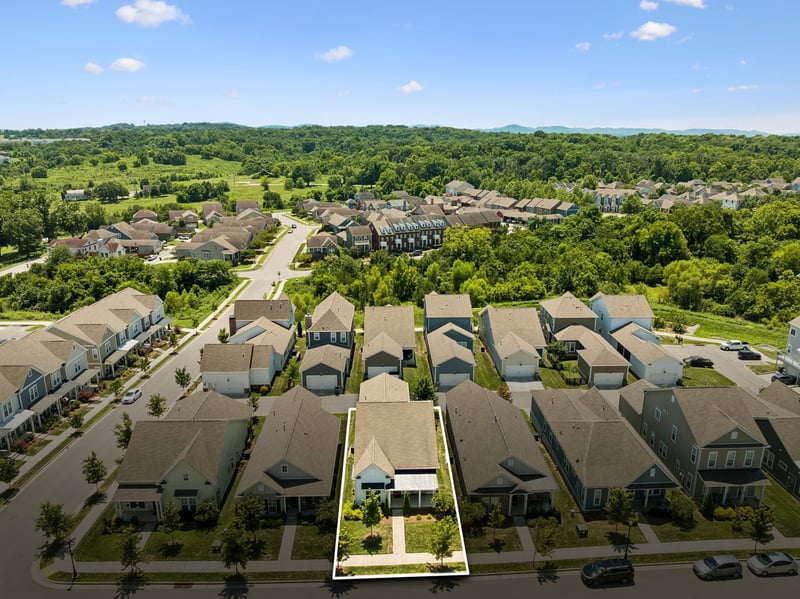 716 Goswell Dr, Nolensville, TN 37135