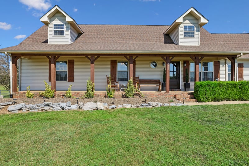 9949 Midland Rd, Bell Buckle, TN 37020