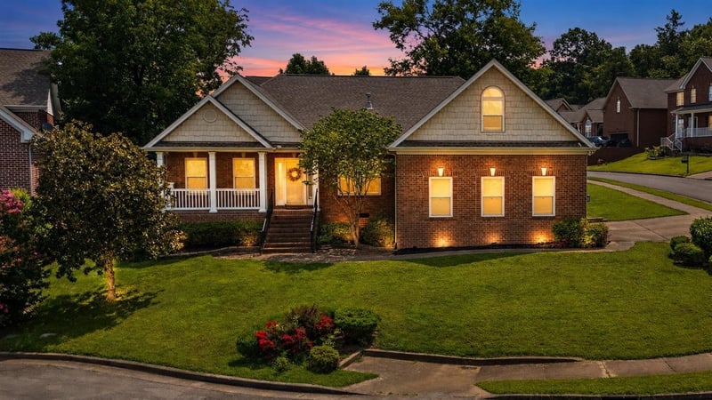 1005 Tulip Blossom Dr, Hermitage, TN 37076