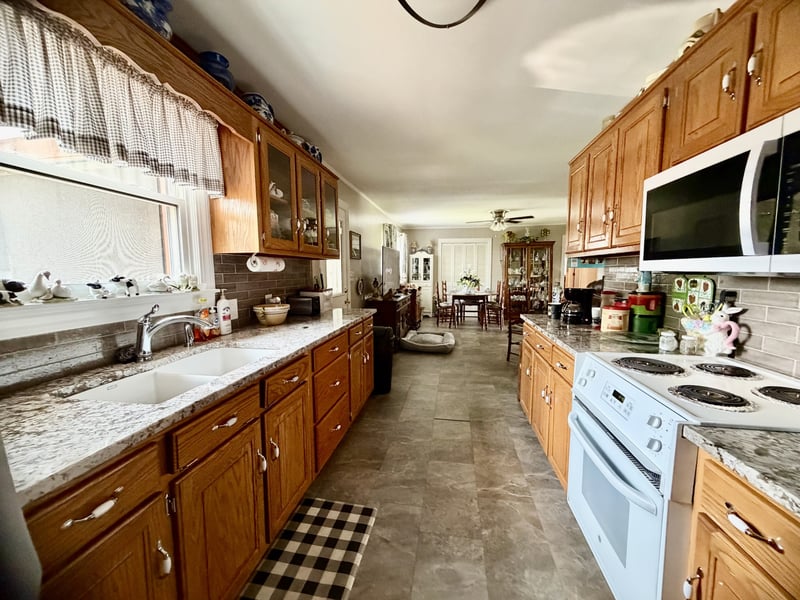 122 Oak Hill Dr, Lebanon, TN 37087