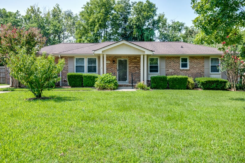 7453 Harrow Dr, Nashville, TN 37221