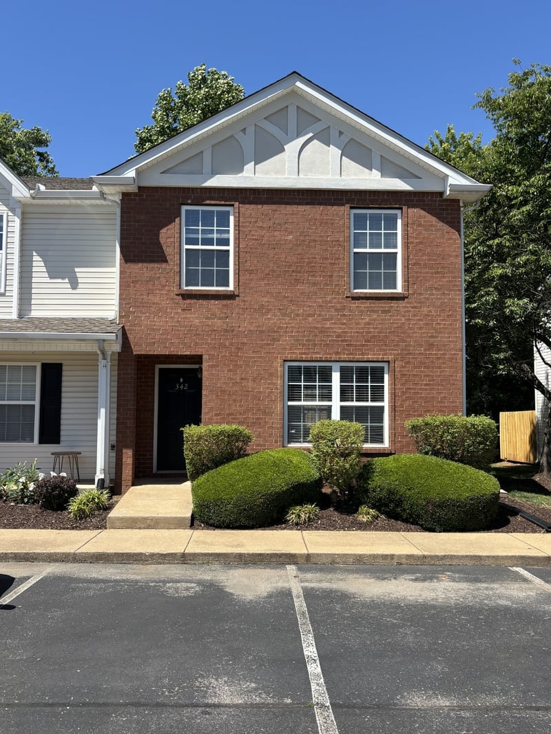 342 Arapaho Dr, Murfreesboro, TN 37128
