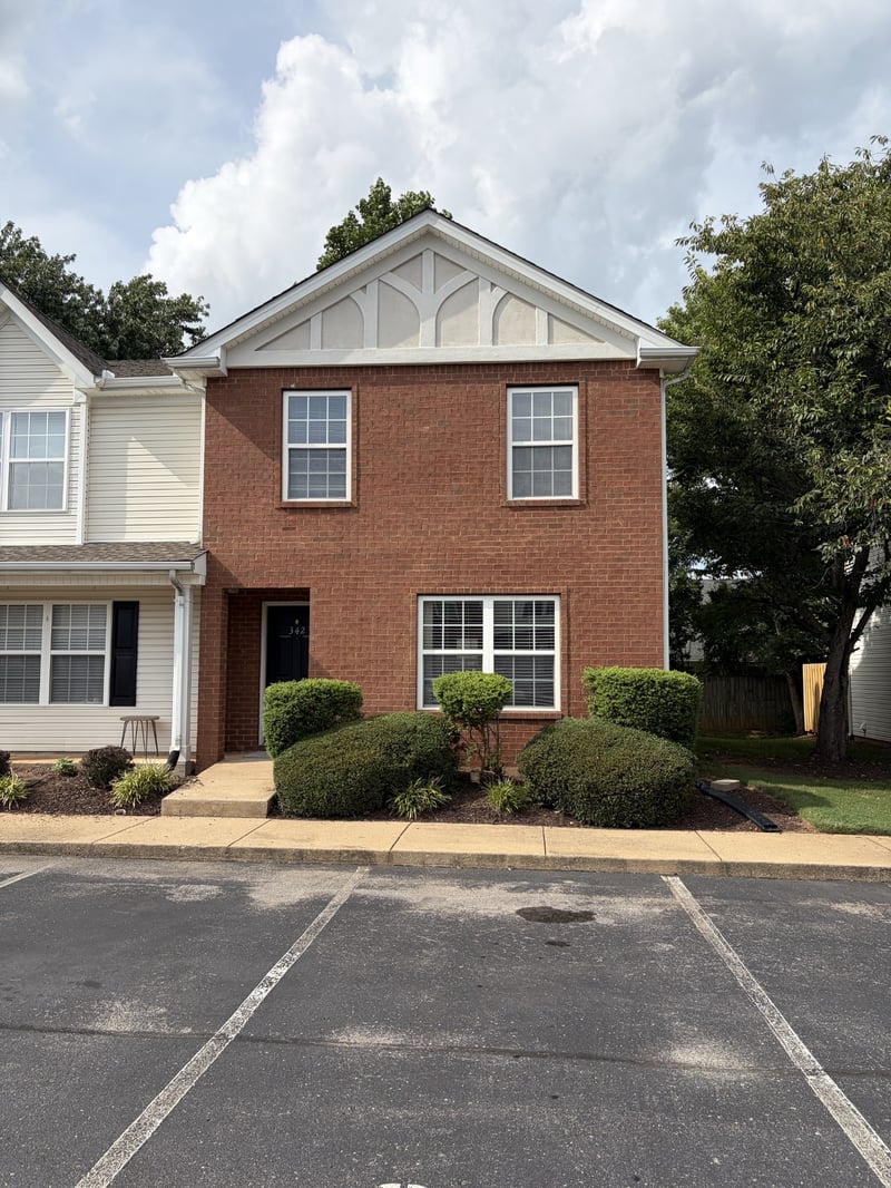 342 Arapaho Dr, Murfreesboro, TN 37128
