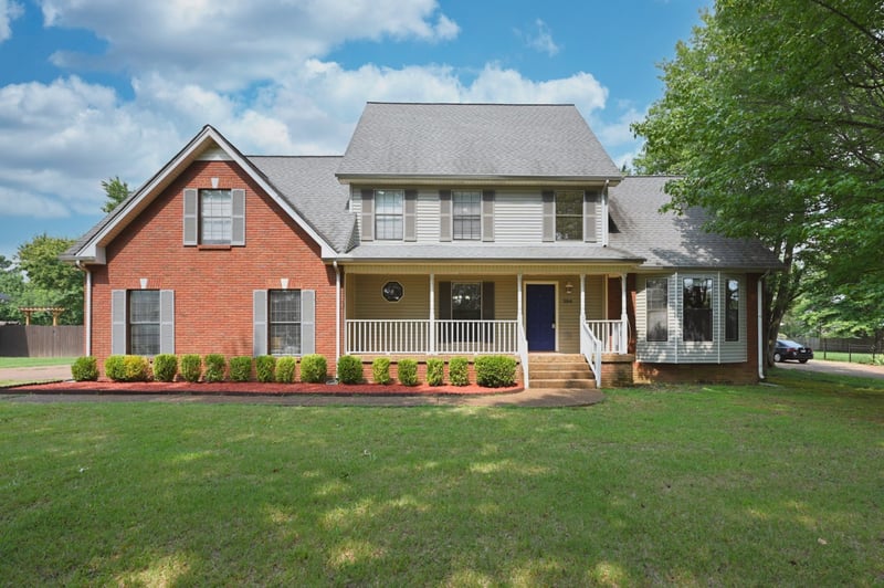 104 Spicer Ct, White House, TN 37188