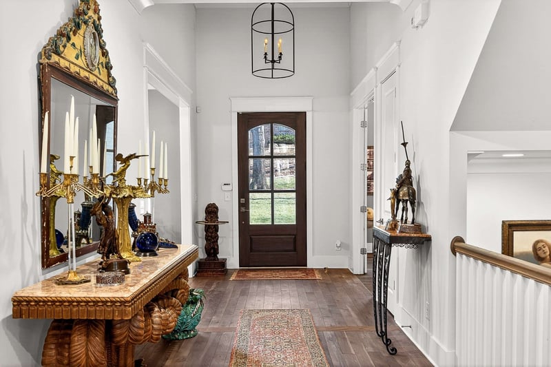 6732 Darden Pl, Nashville, TN 37205
