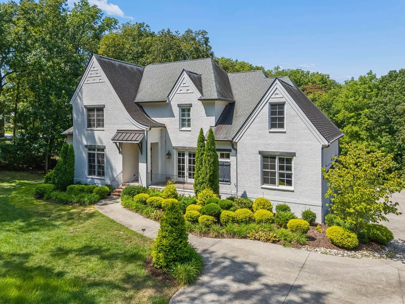 6732 Darden Pl, Nashville, TN 37205