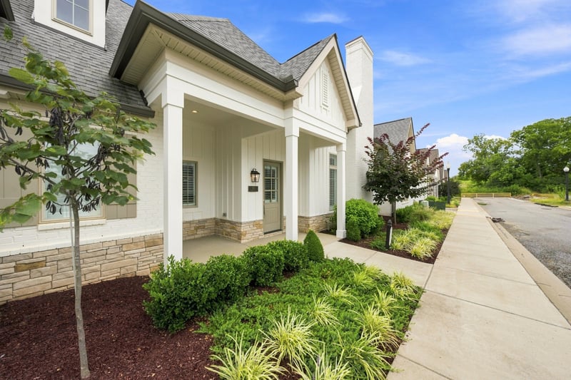 310 Flag Ct, Gallatin, TN 37066