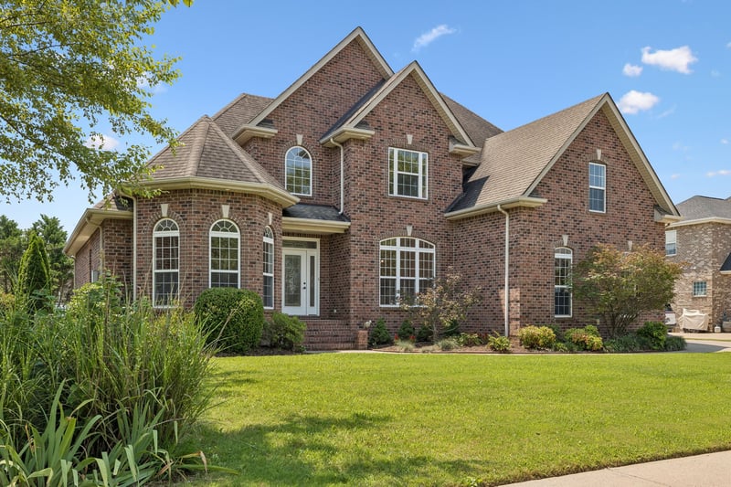 3317 Geneva Dr, Murfreesboro, TN 37128