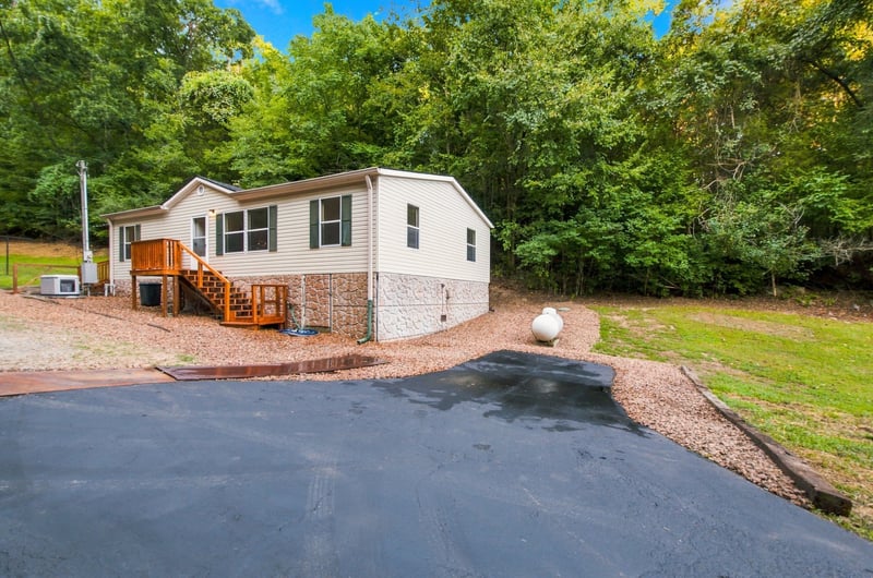 4810 Bull Run Rd, Ashland City, TN 37015