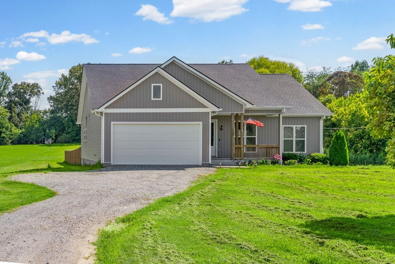 7590 Highway 41 N, Adams, TN 37010