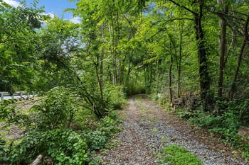 8797 Highway 100 , Nashville, TN 37221