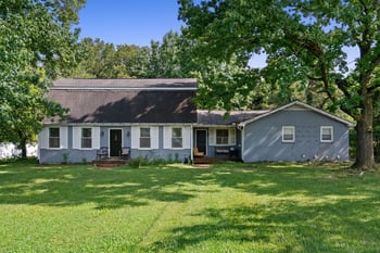 4059 Lake Pkwy, Hermitage, TN 37076