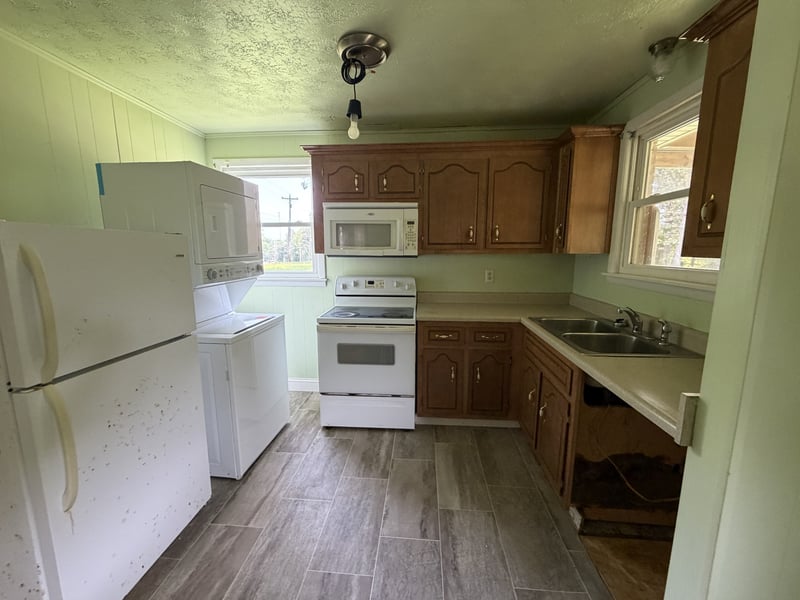 6 Greer Ct #6, Charlotte, TN 37036