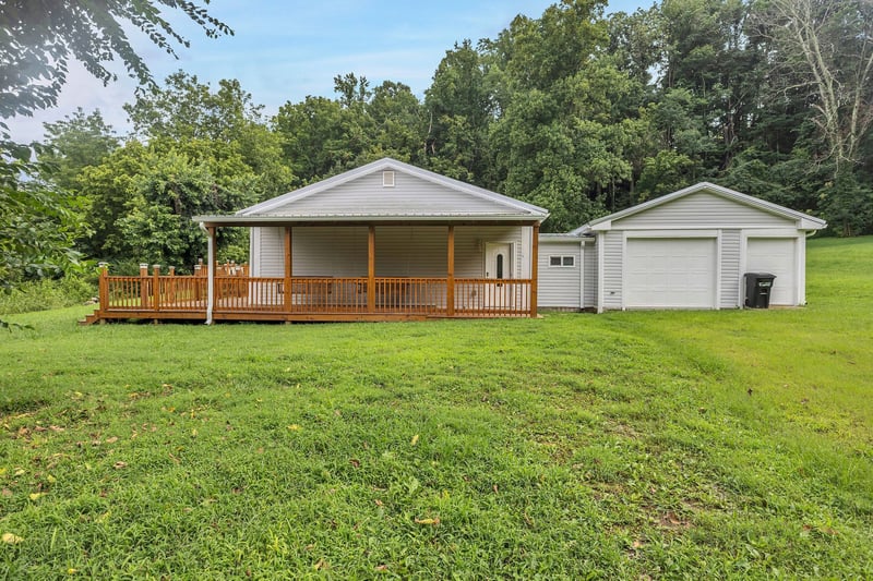 3838 Old State Rd, Hampshire, TN 38461
