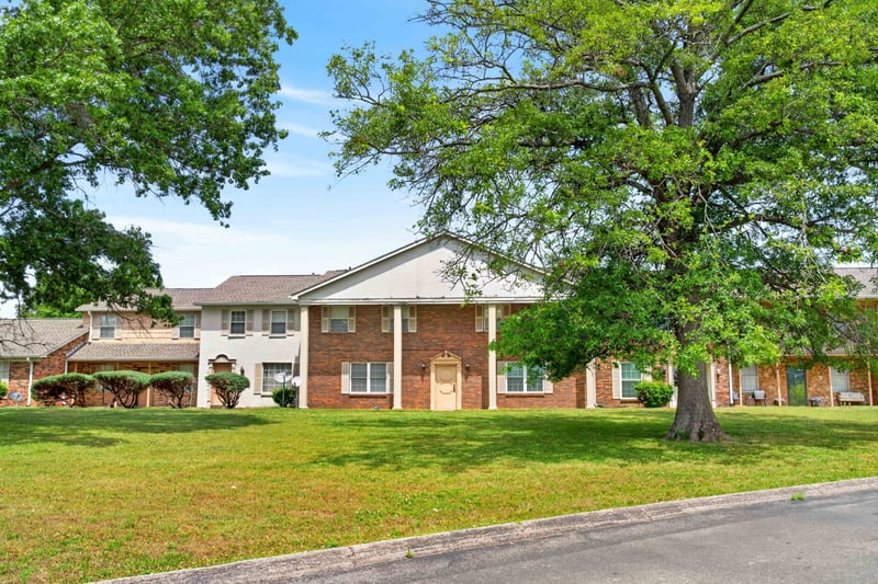 1301 Neelys Bend Rd #6, Madison, TN 37115