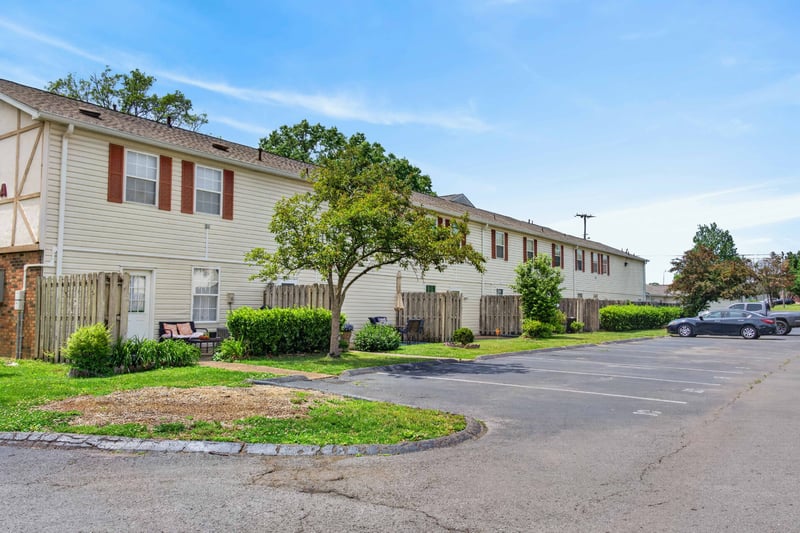 1301 Neelys Bend Rd #6, Madison, TN 37115