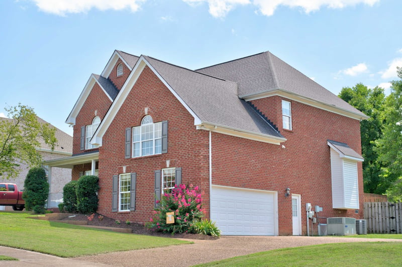 105 Cresthaven Ct, Hendersonville, TN 37075