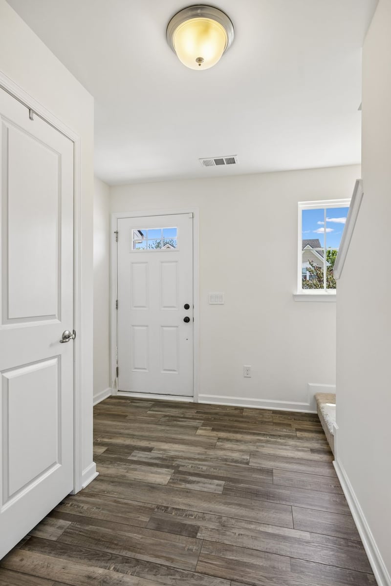 2813 Winterberry Dr, Columbia, TN 38401