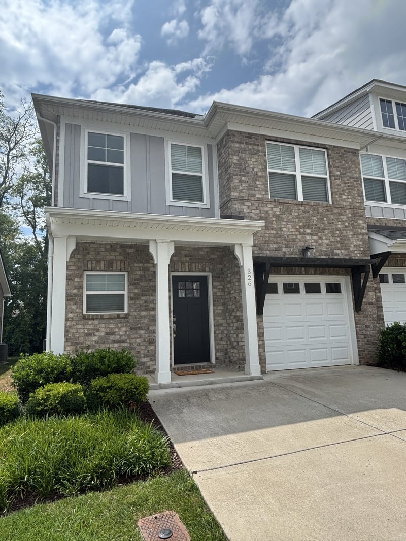 326 Banbury Dr, Gallatin, TN 37066
