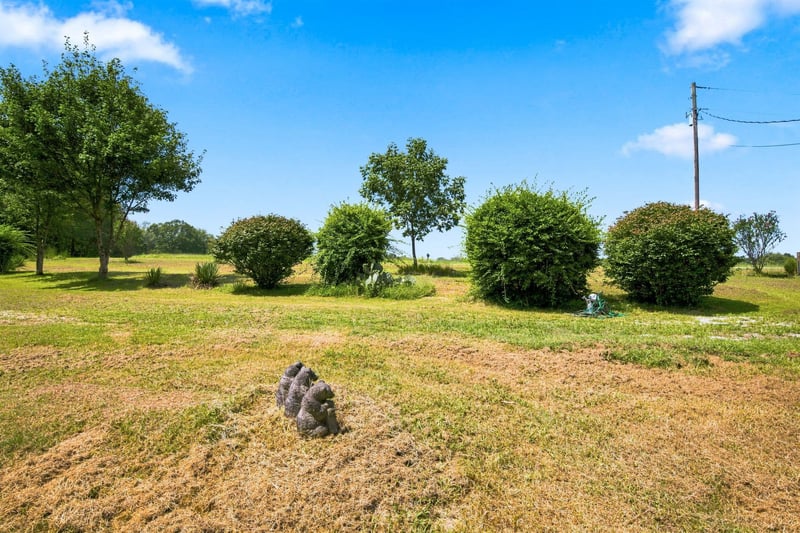 2425 Woods Valley Rd, Cumberland Furnace, TN 37051