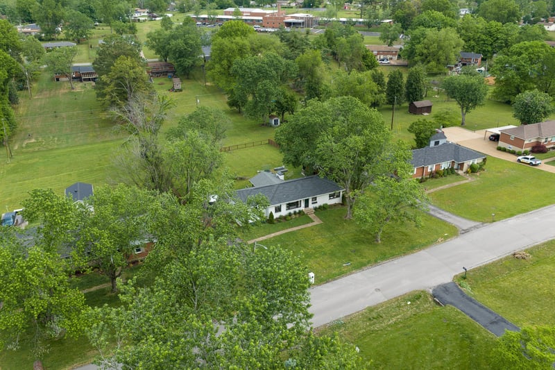 2320 Ridgeland Dr, Nashville, TN 37214