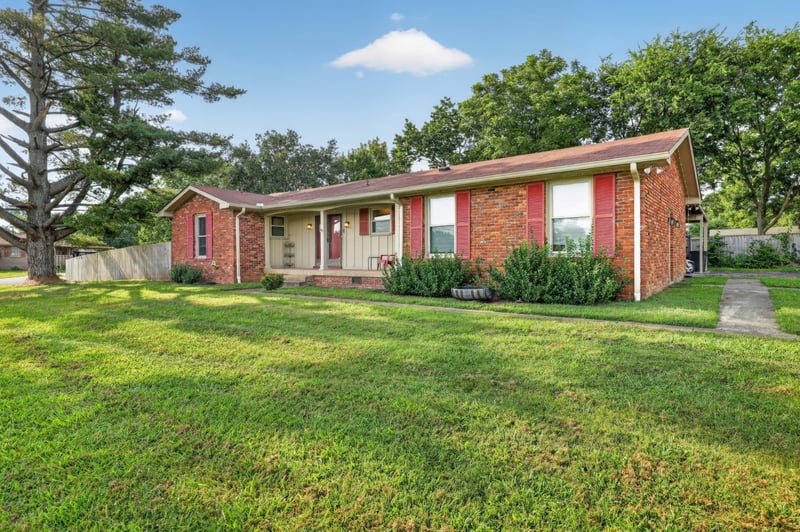 108 Savely Dr, Hendersonville, TN 37075