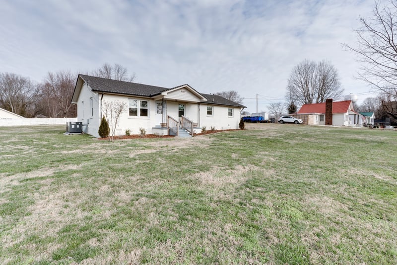 5107 Austin Peay Hwy, Westmoreland, TN 37186