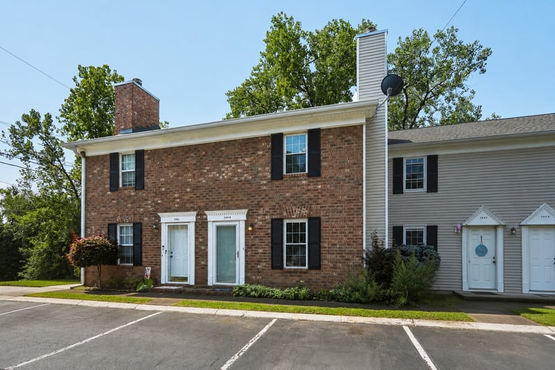 286 Donna Dr #B, Hendersonville, TN 37075