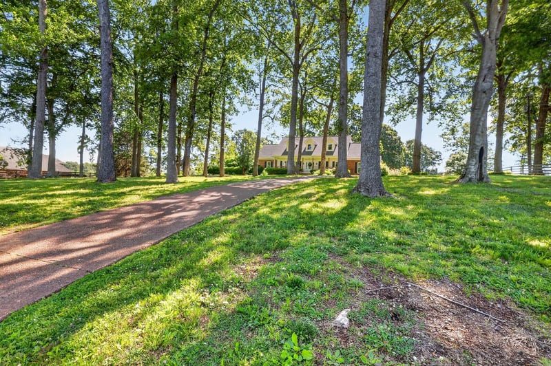 640 Denning Ford Rd, Portland, TN 37148